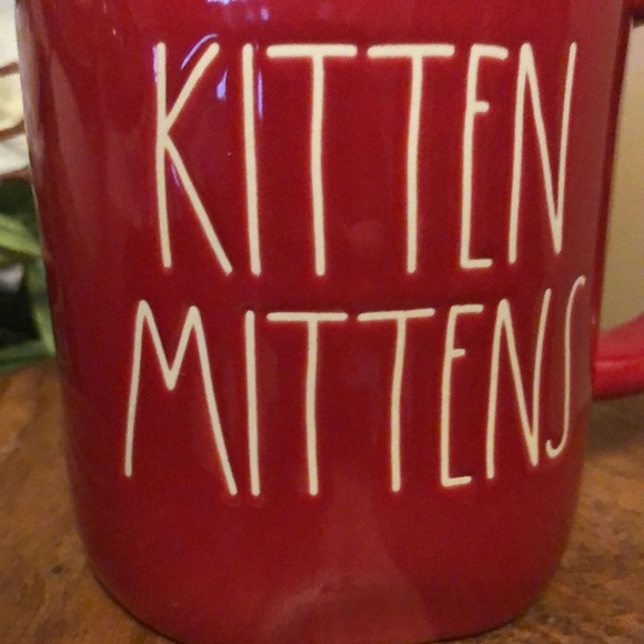 NEW. Rae Dunn "KITTEN MITTENS" Mug/Cup. - Picture 2 of 5